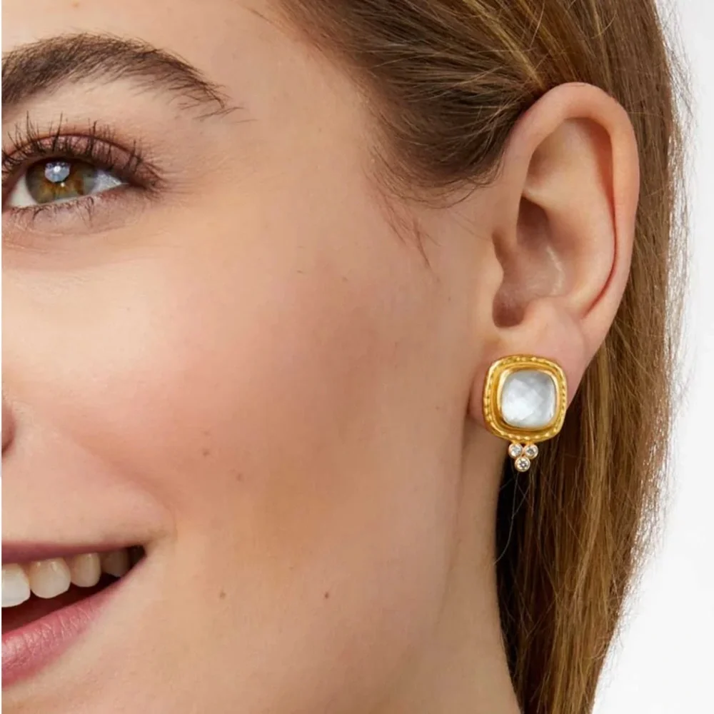 JULIE VOS® Tudor Stud Earrings Color Iridescent Jade Green